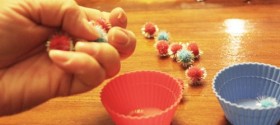 pompomsincups1.jpg pompomsincups1.jpg