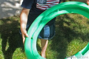 poolnoodlering1.jpg