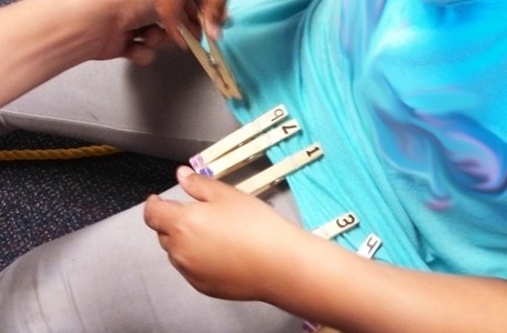 clothespin-matching-1.jpg